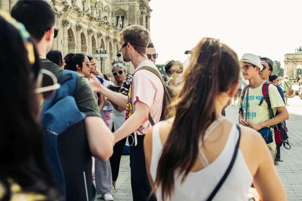 Wie finde ich einen Touristenführer in Attnang-Puchheim?